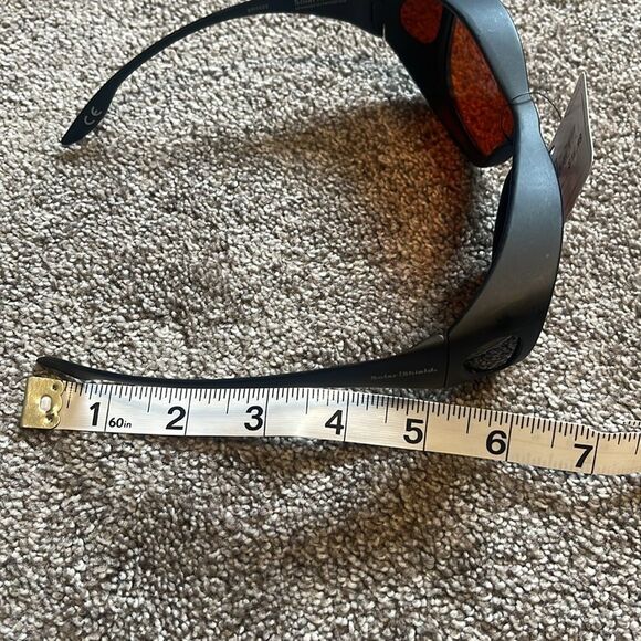 NWT Foster Grant Shield Oval Fitover Sunglasses In Tortoise Havana/Amber Brown - Picture 6 of 10